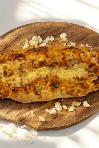 Kaas Uienstokbrood